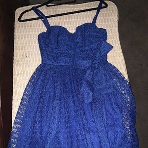 EUC Victoria’s Secret blue lace strapless cocktail dress XS 0 Royal Blue